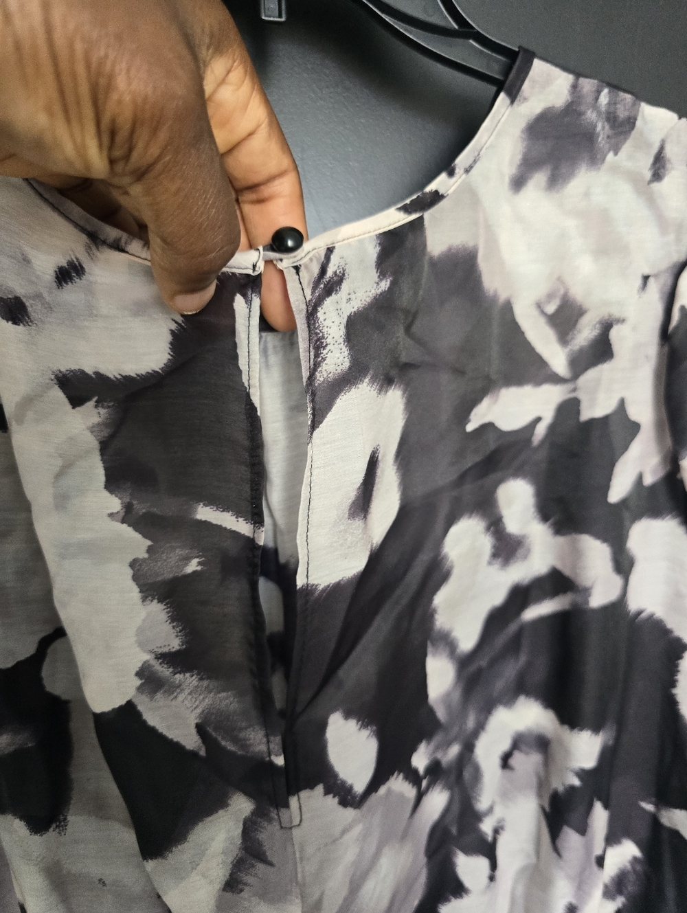 Anne Klein Plus Sz 3X Black Floral Maxi Dress Puff Sleeve Elastic Waist Coastal - Picture 11 of 11